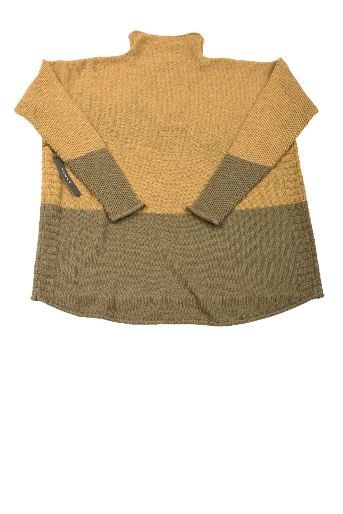 Tahari Size 1x Women&#39;s Plus Sweater