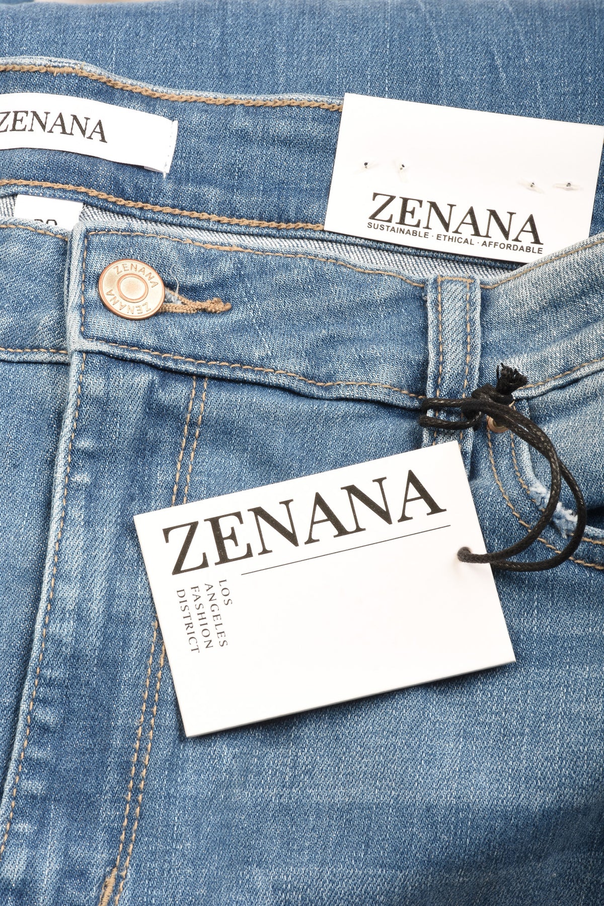 Zenana Size 32 Women&#39;s Jeans